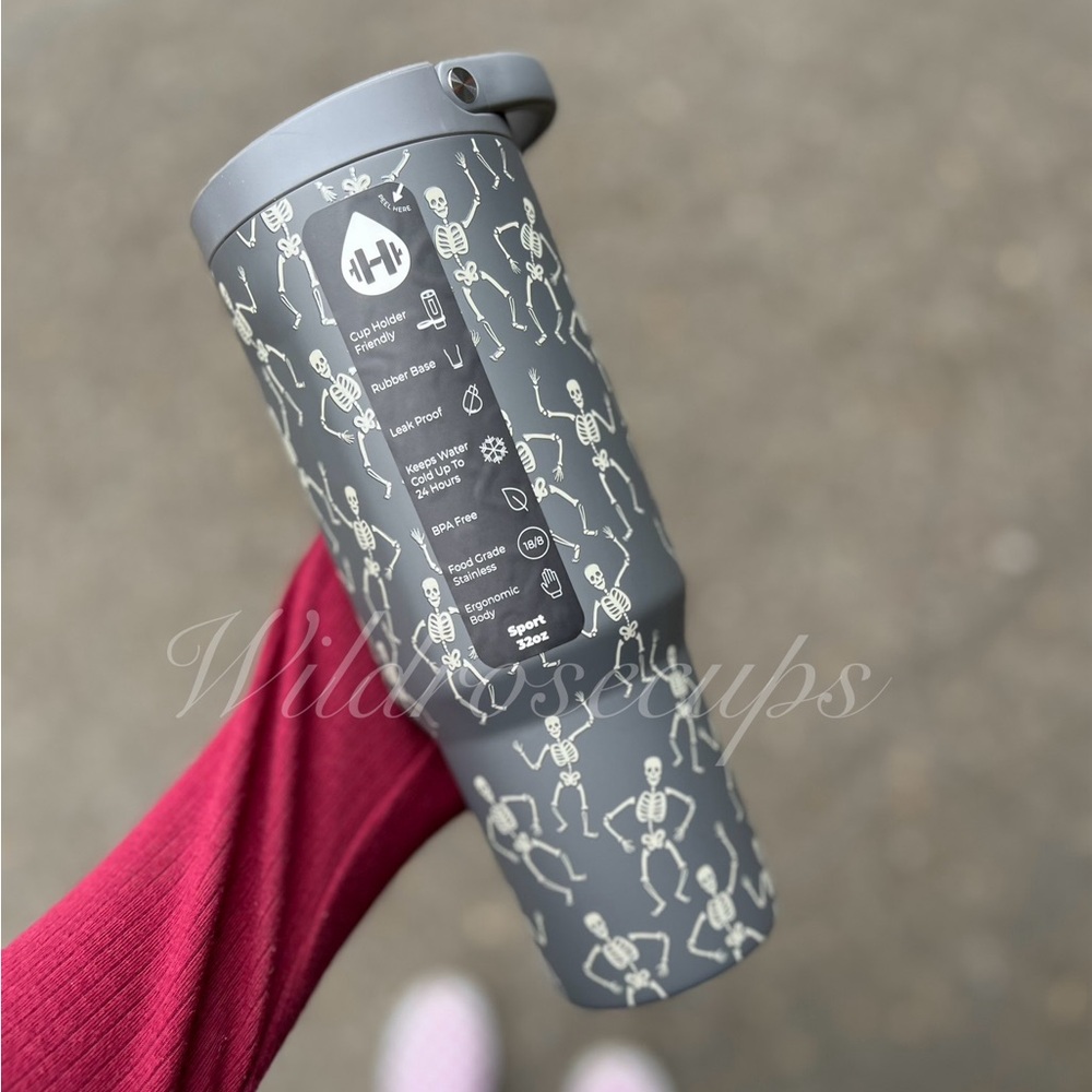Hydrojug Halloween DEAD SERIOUS Skeletons Glow in Dark 32oz Sport Traveler NWT